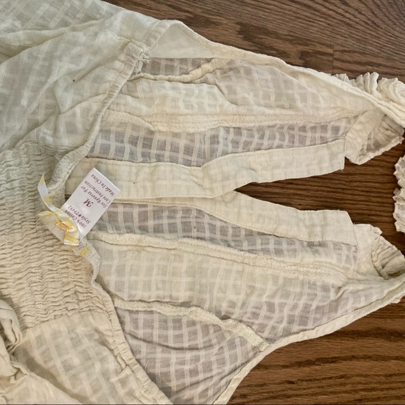 Bundle of 4 like new tops! All range from XS-S - Picture 7 of 10